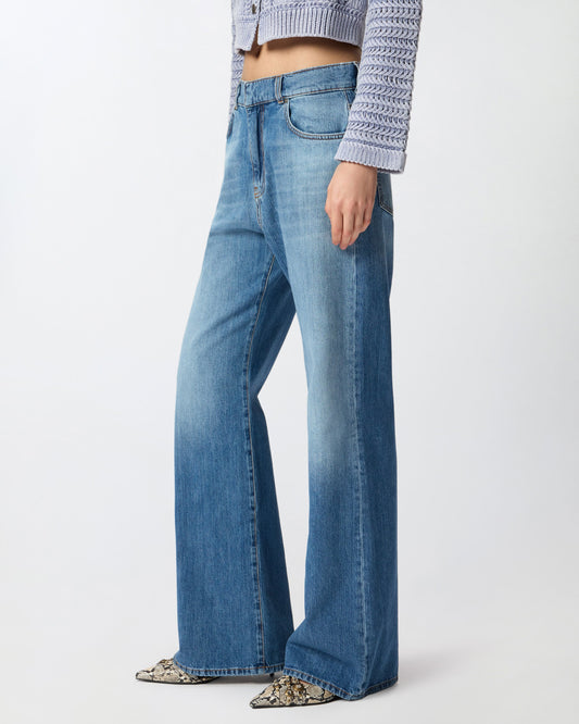 Wide-leg jeans with fading