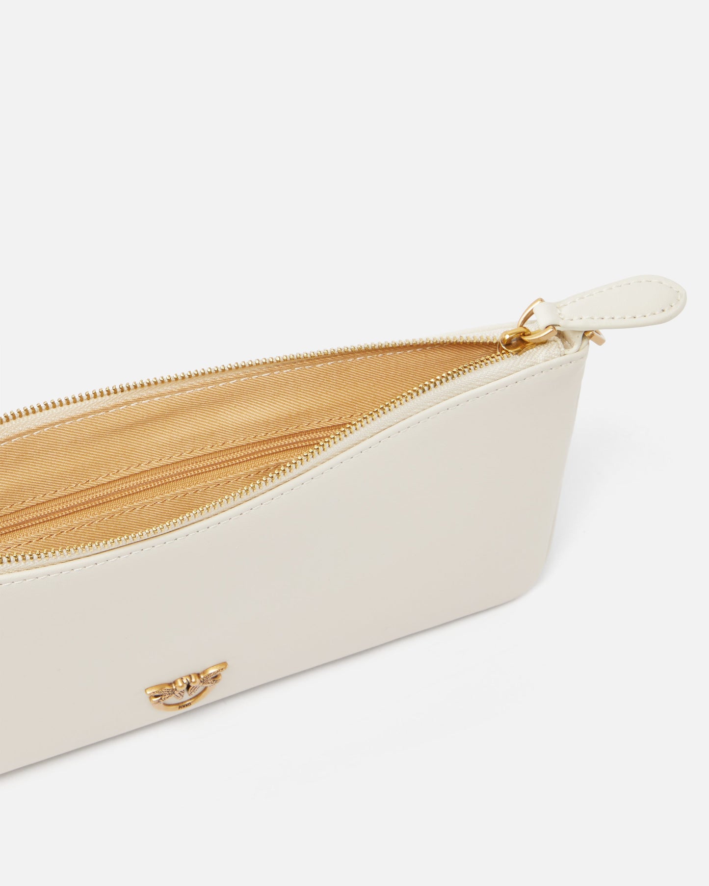 Horizontal Flat Bag in leather