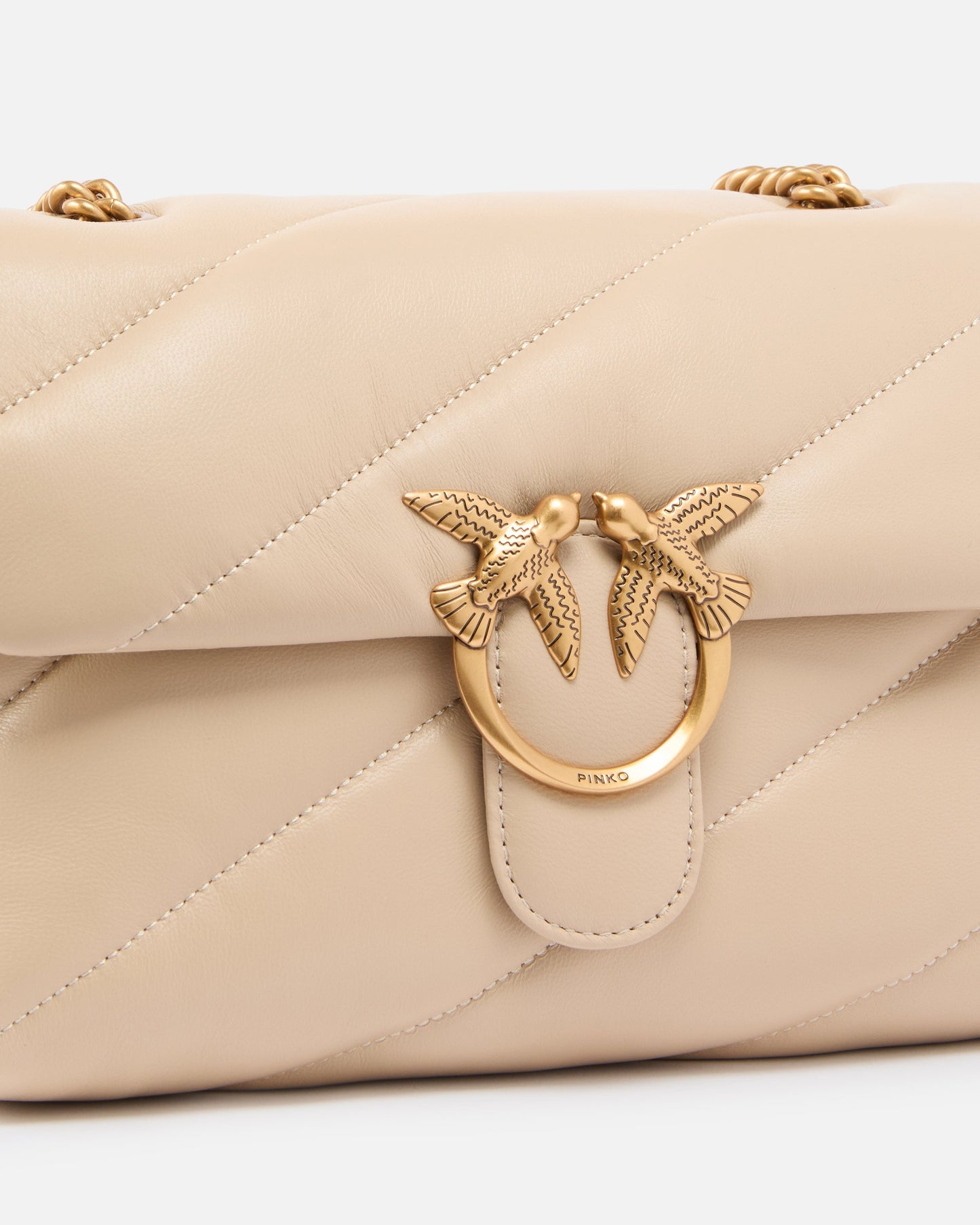 Medium shoulder bag Love Bag Puff Maxi Quilt