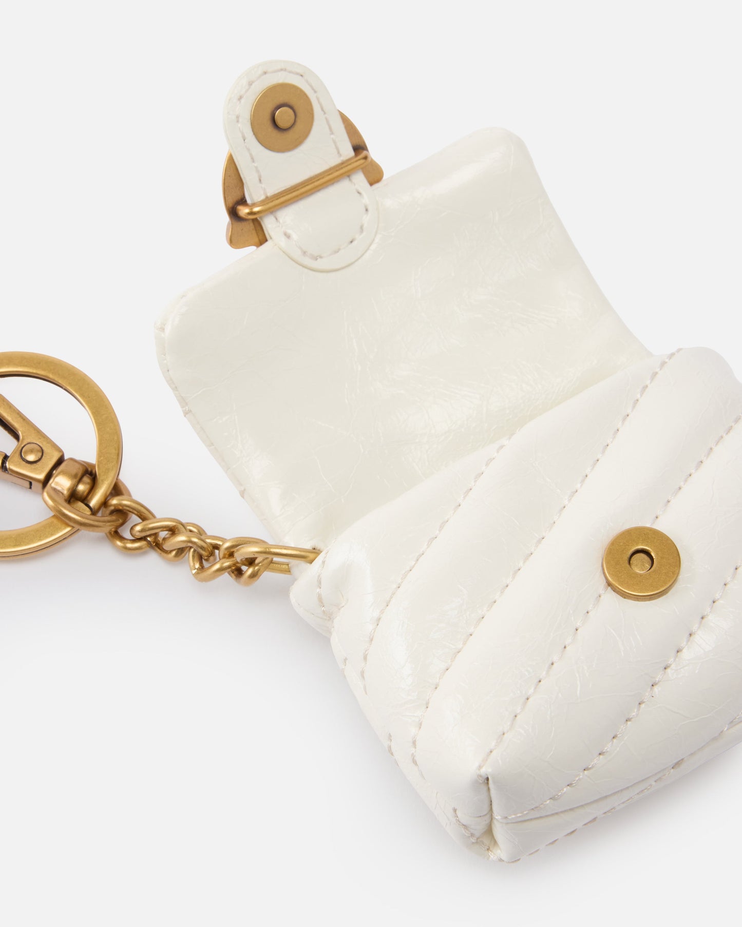 Love Bag Puff AirPods case in shiny leather