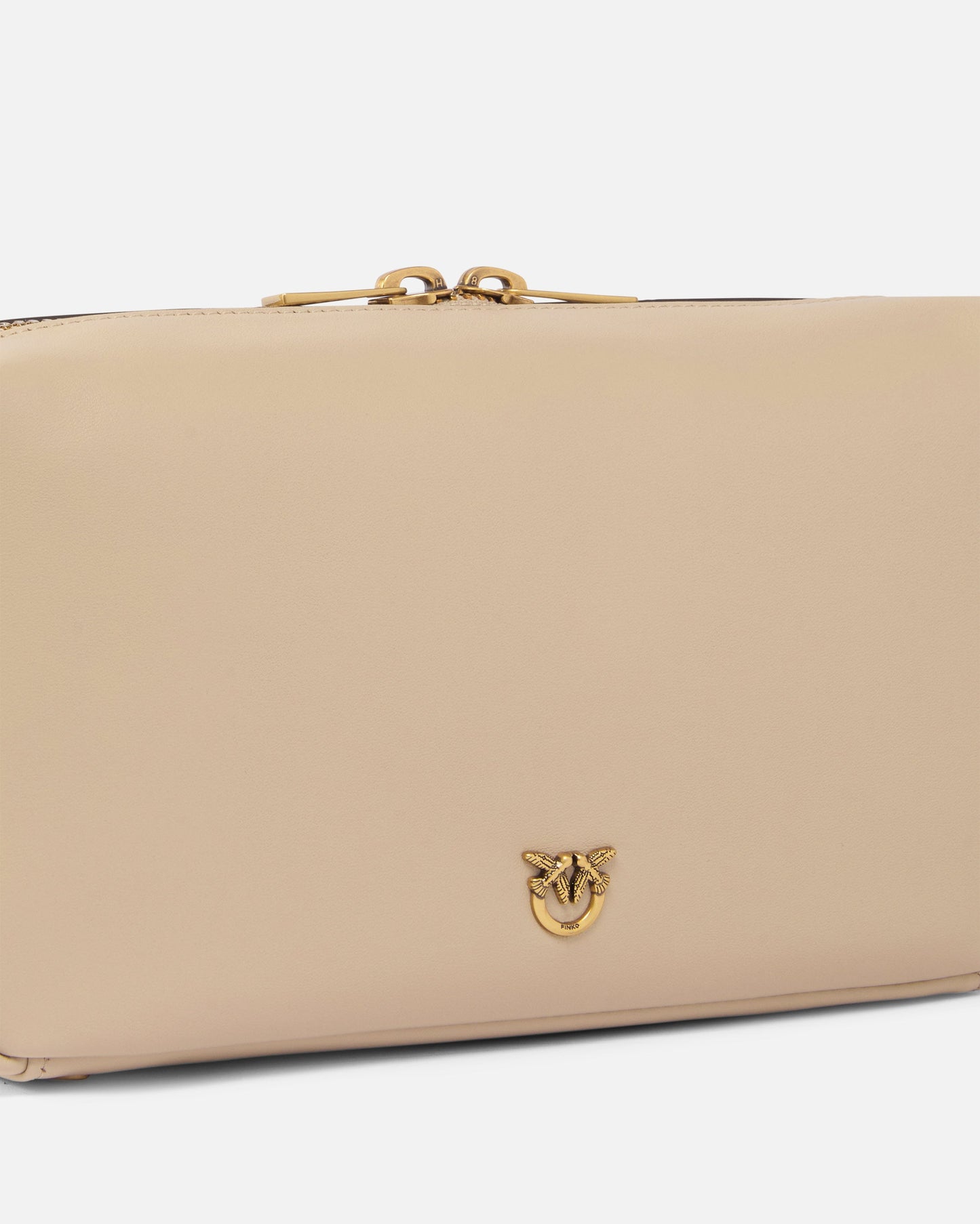 Horizontal Bag medium shoulder bag in leather