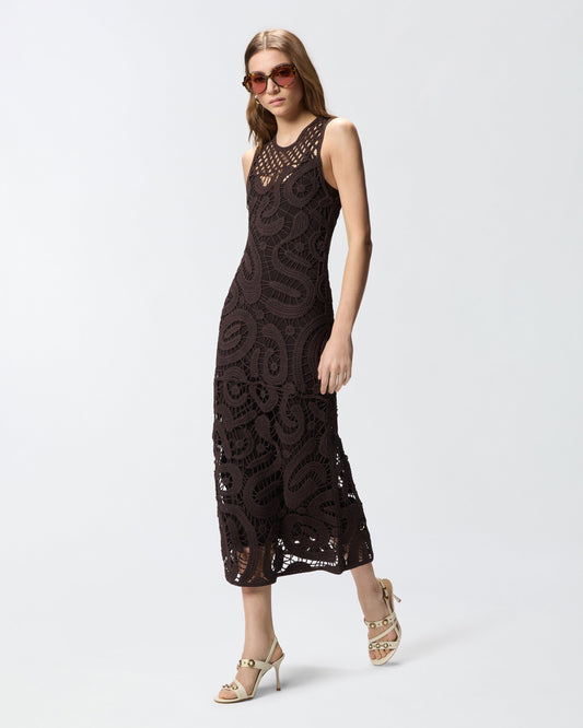 Sleeveless midi dress in geometric crochet