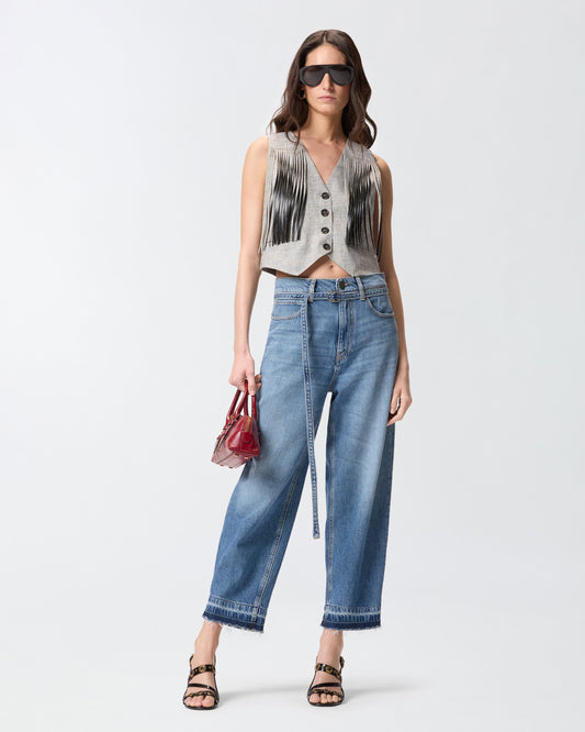 Balloon jeans with worn effect