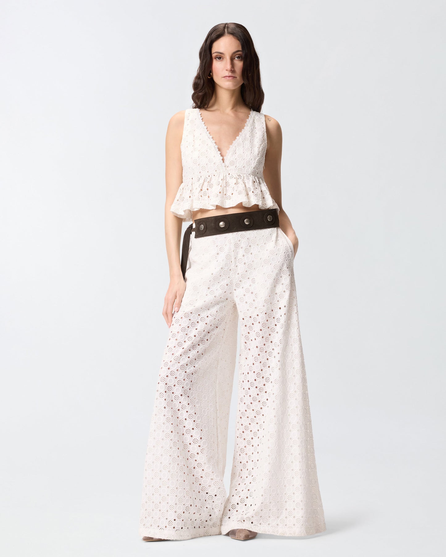 Trousers with openwork motif