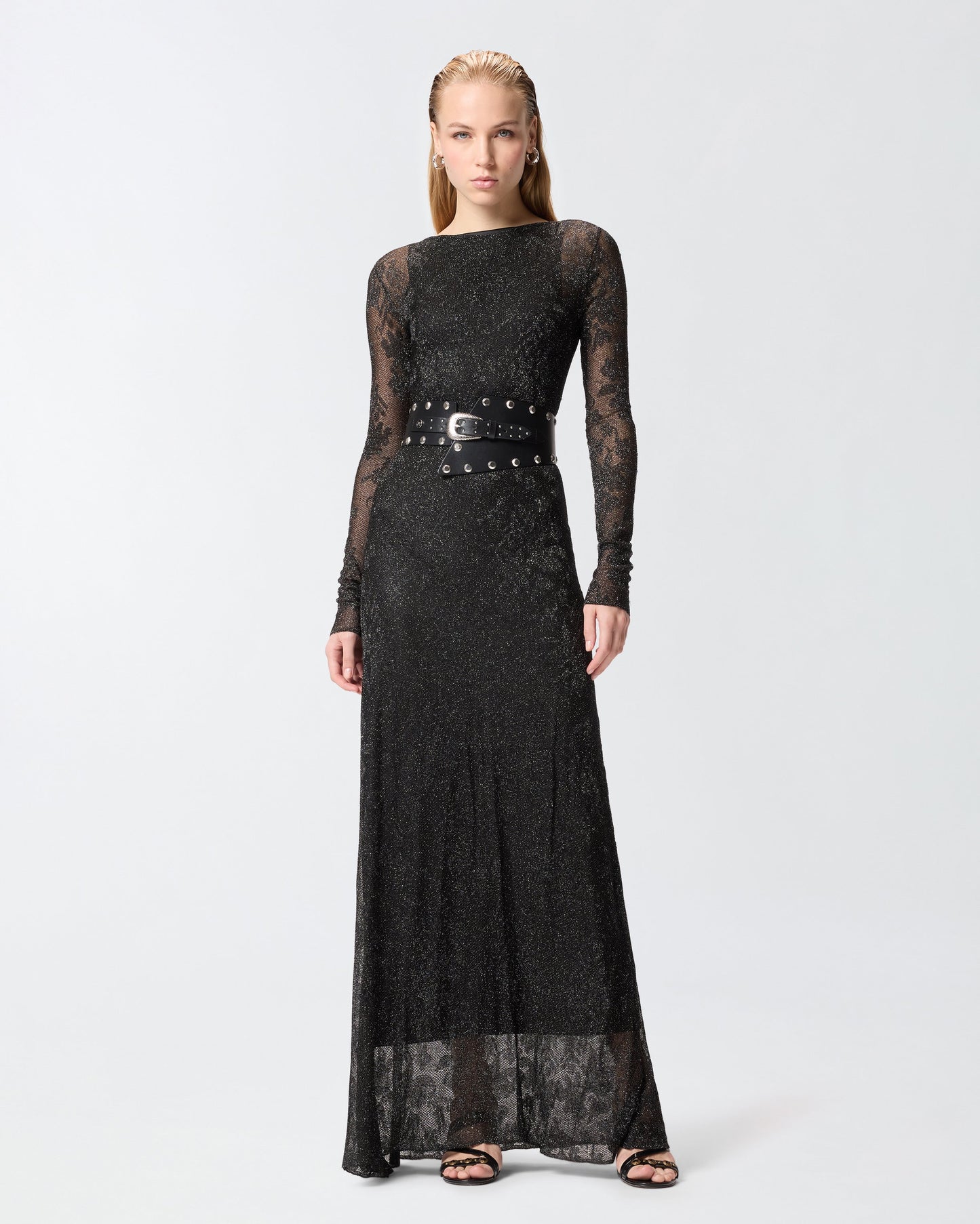 Long dress with mesh and floral lace