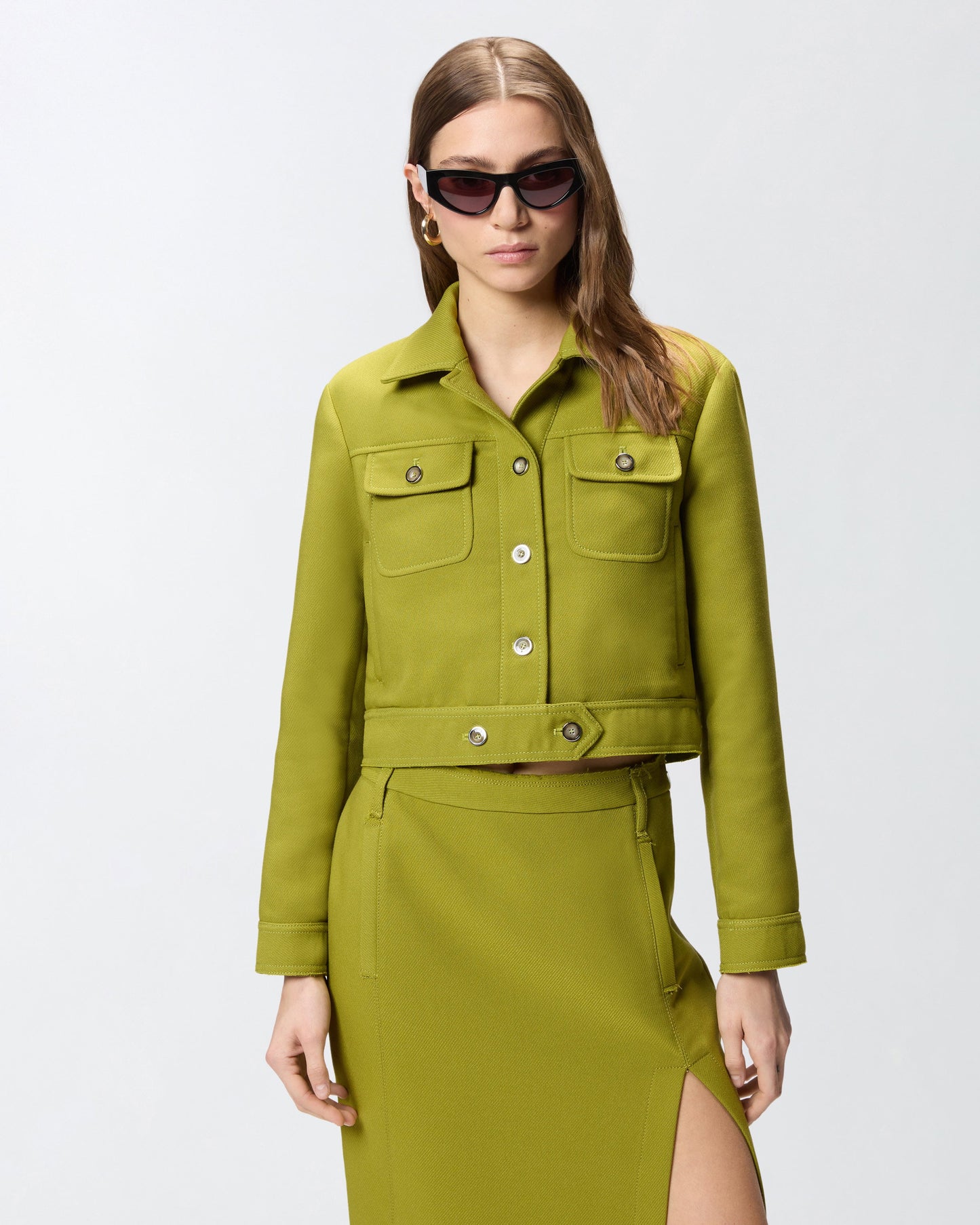 Cropped jacket with topstitching