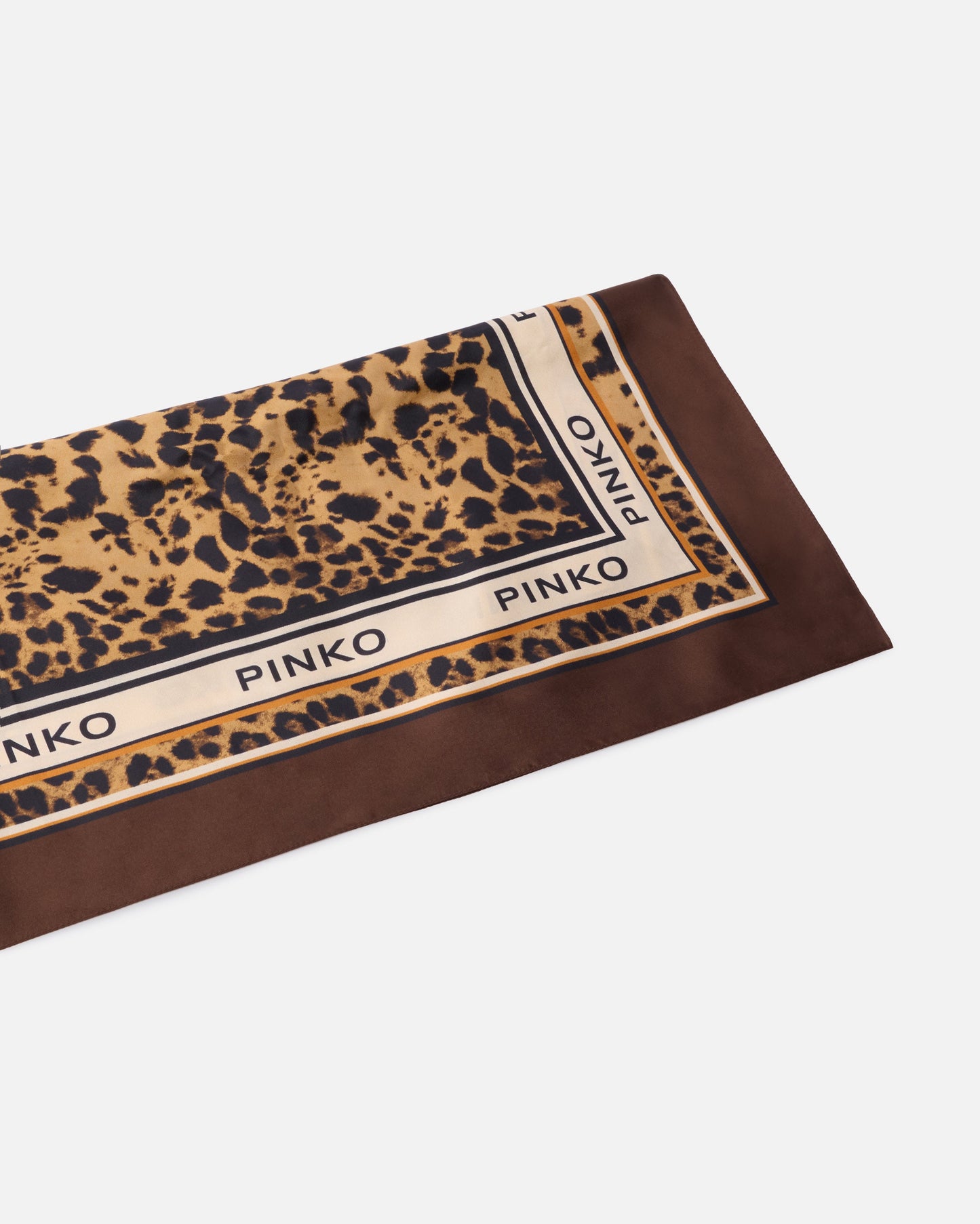 Leopard-print scarf