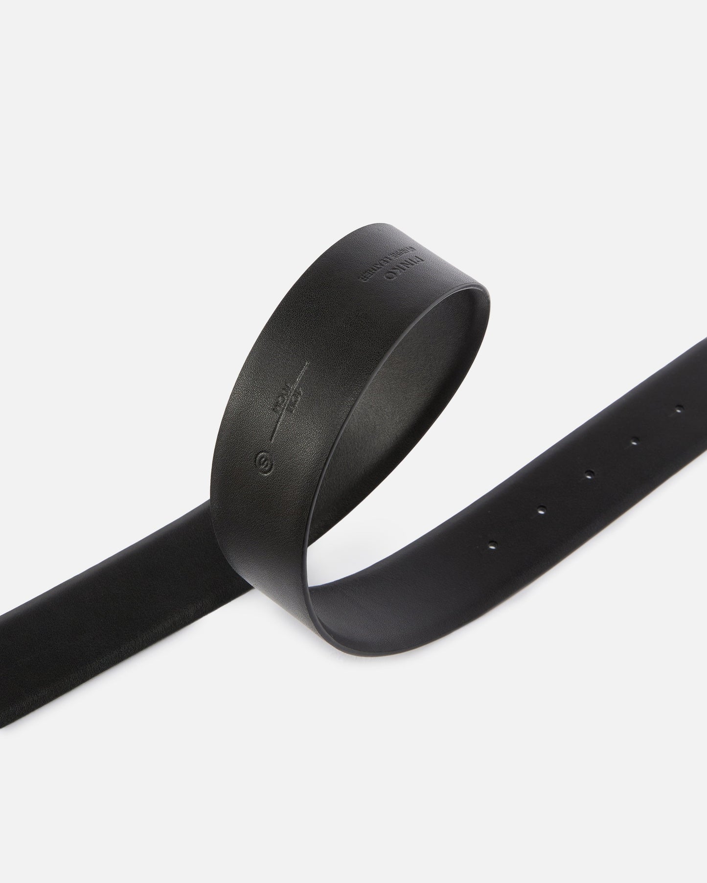 Leather belt with jewel medallion, 4cm