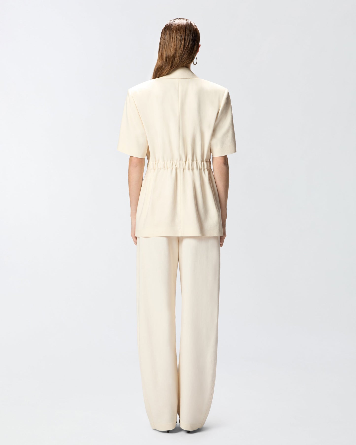 Short-sleeved jacket with elasticated waist