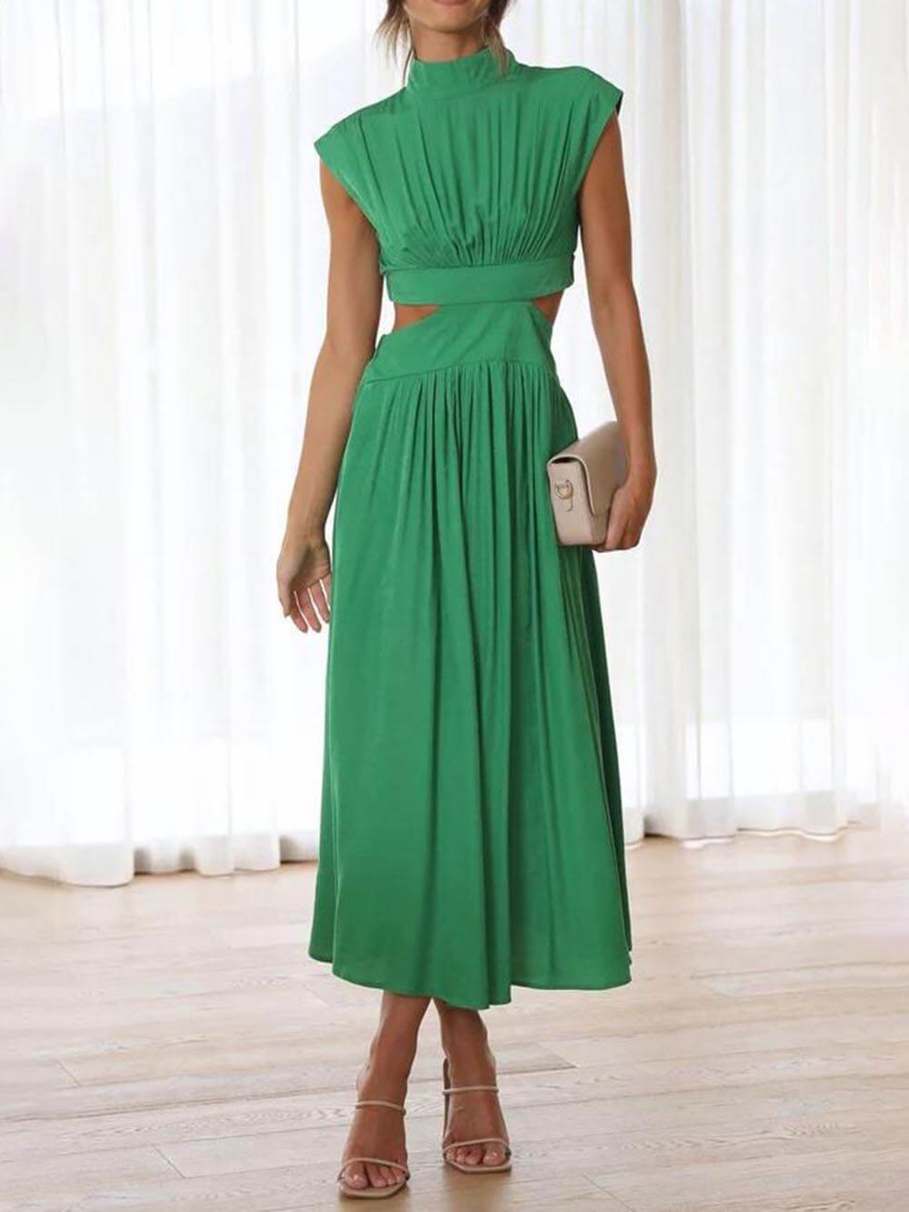 Urlaubs-Midikleid mit Cut-Out und Taschen