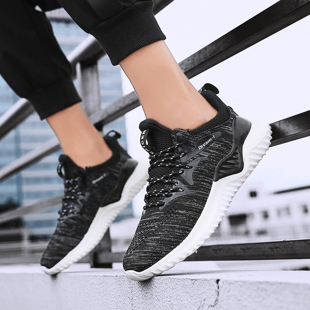 Trendige lässige atmungsaktive Laufschuhe für Herren