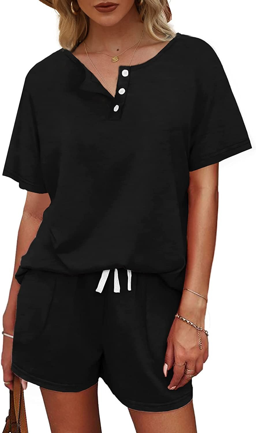 Zweiteiliges Freizeit-Outfit für Damen