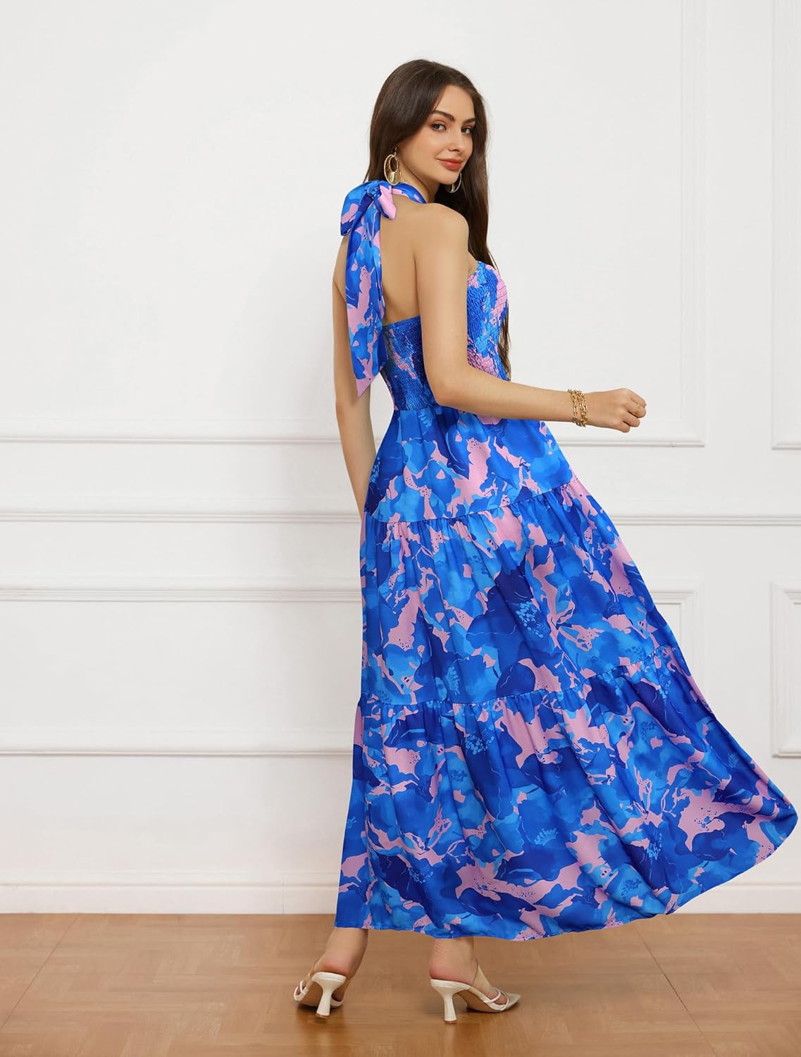 GRACE KARIN Damen Sommerkleider 2025 Neckholder Ärmellos Gesmoktes Rückenloses Cut-Out Blumenmuster Fließendes A-Linien Maxikleid