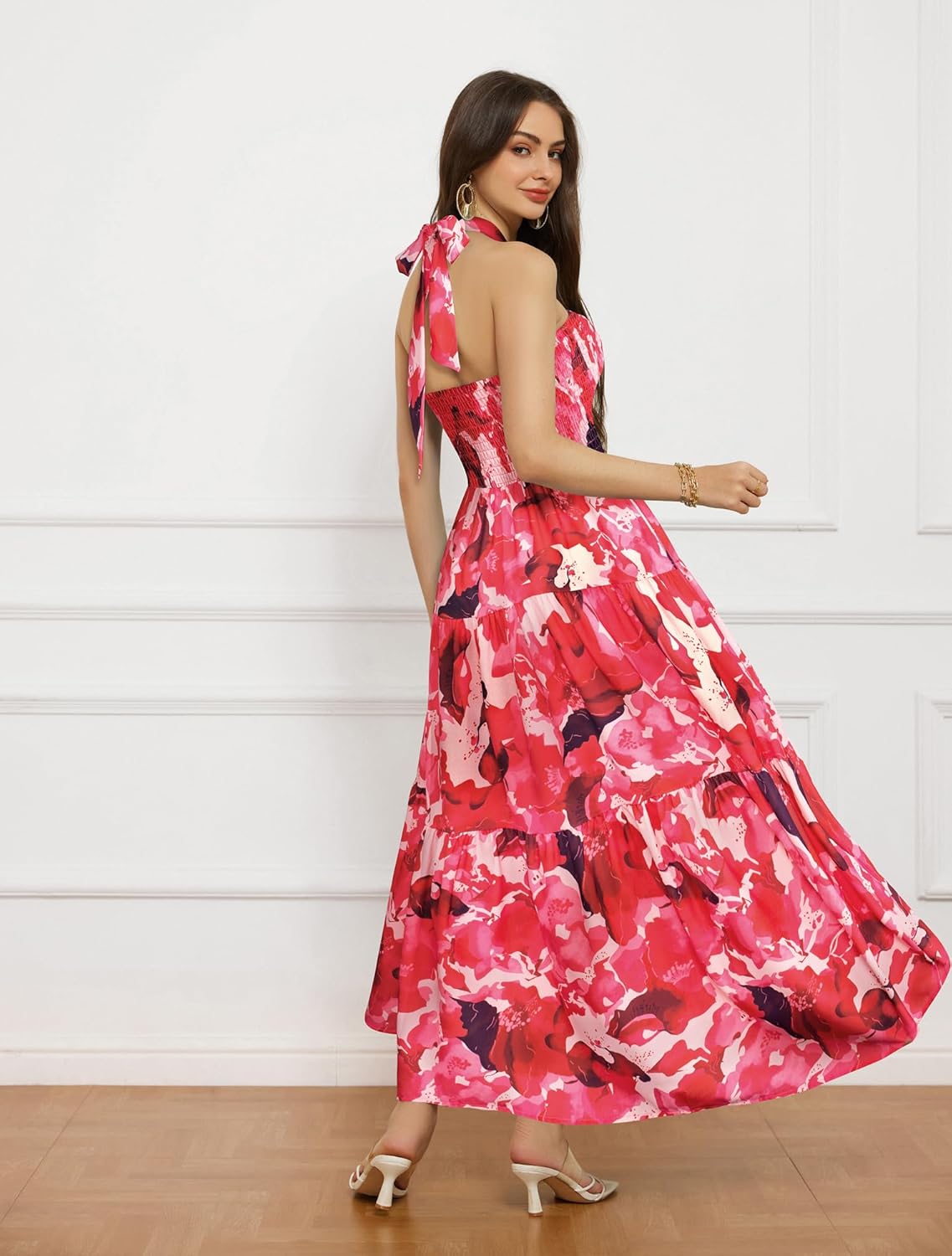 GRACE KARIN Damen Sommerkleider 2025 Neckholder Ärmellos Gesmoktes Rückenloses Cut-Out Blumenmuster Fließendes A-Linien Maxikleid