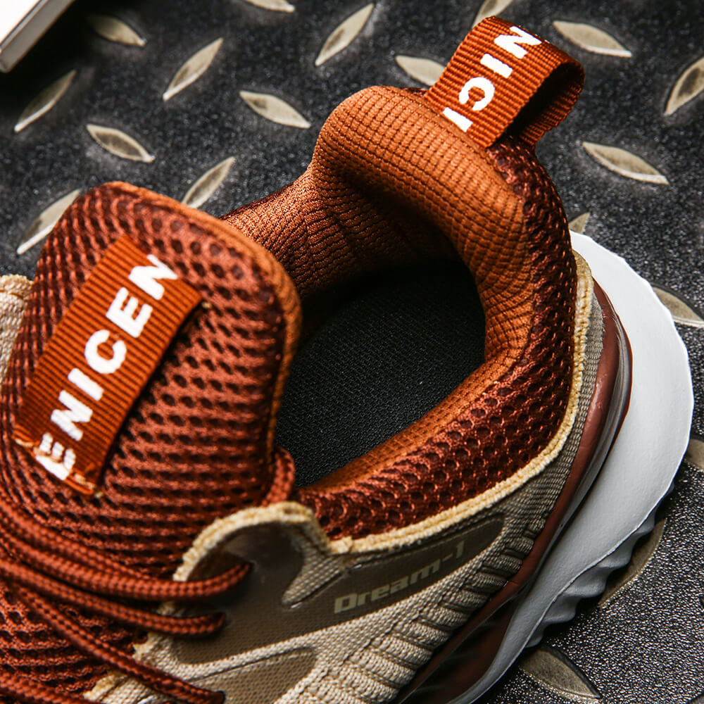 Trendige lässige atmungsaktive Laufschuhe für Herren
