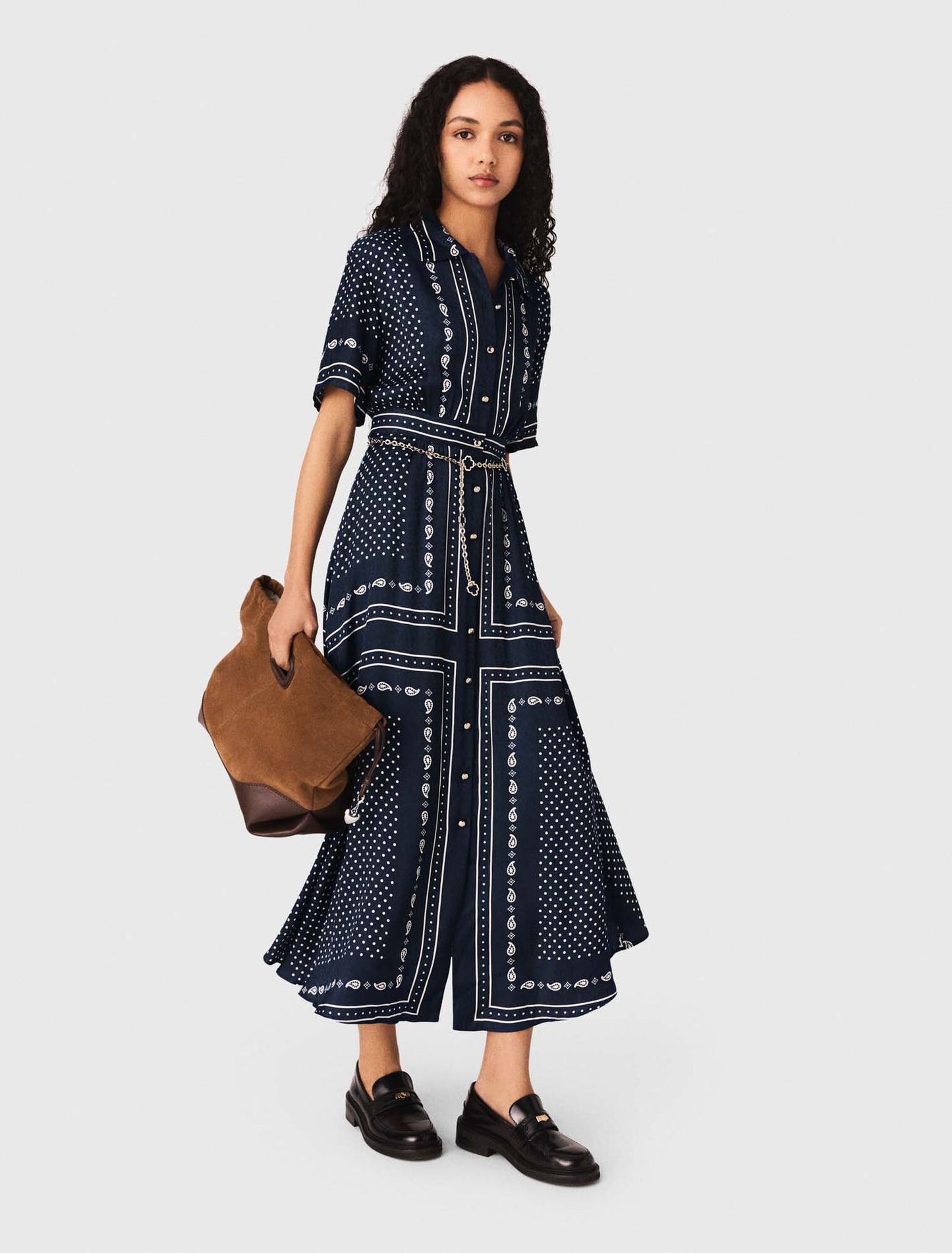 Flowy patterned maxi dress