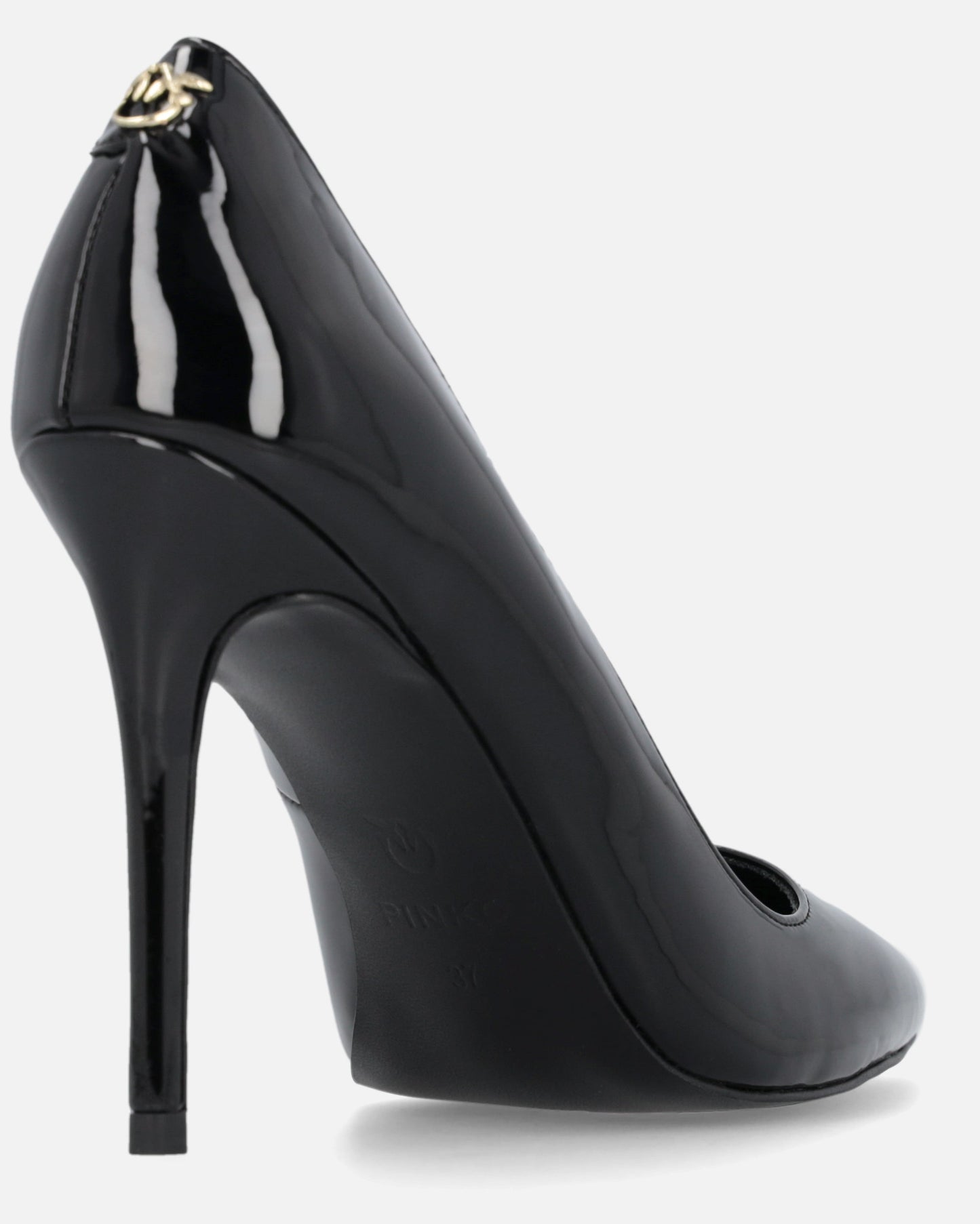 Shiny heeled pumps