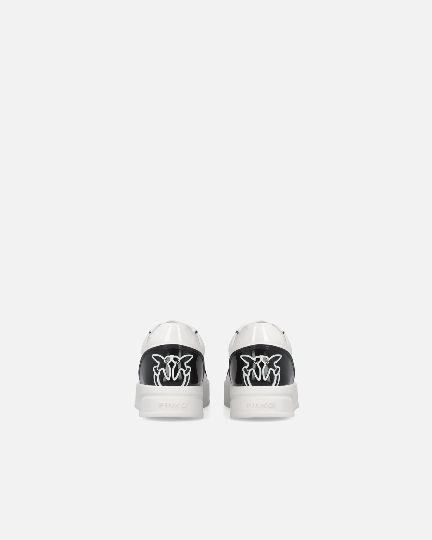 Leather sneakers with logo