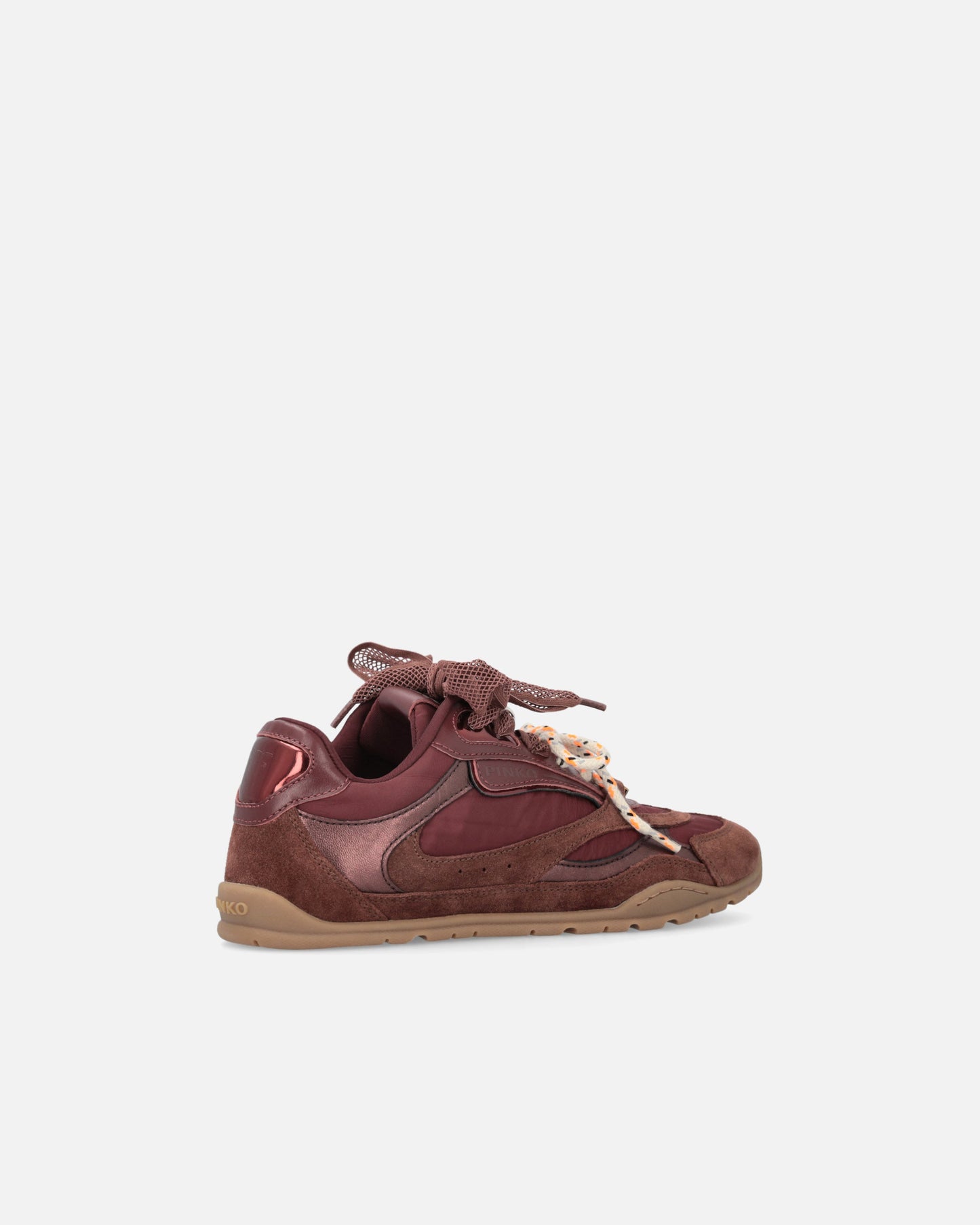 Sneakers with double laces and logo details