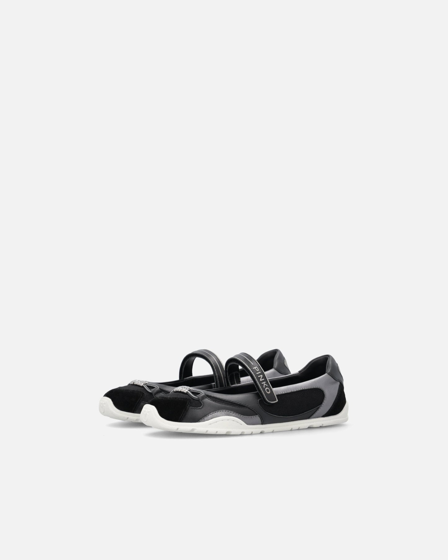 Sporty ballet flats with inserts and logo lettering
