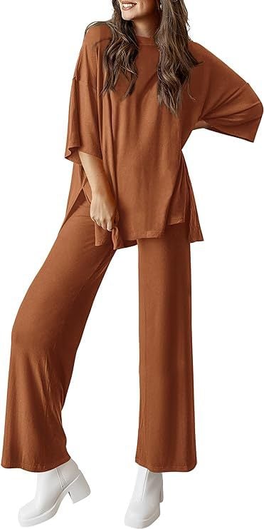 Lässiges zweiteiliges Set aus locker sitzendem Kurzarm-Top und weiter Hose mit Taschen