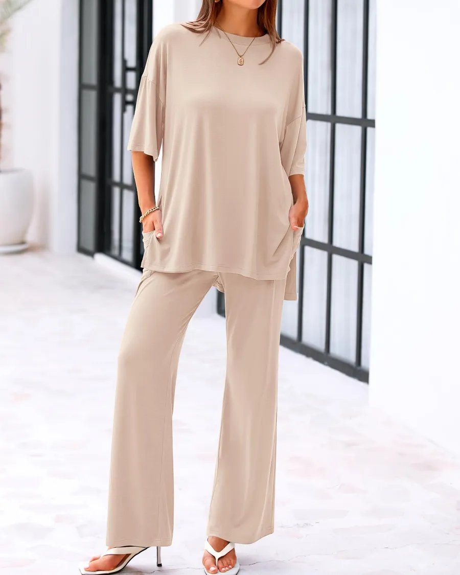 Lässiges zweiteiliges Set aus locker sitzendem Kurzarm-Top und weiter Hose mit Taschen