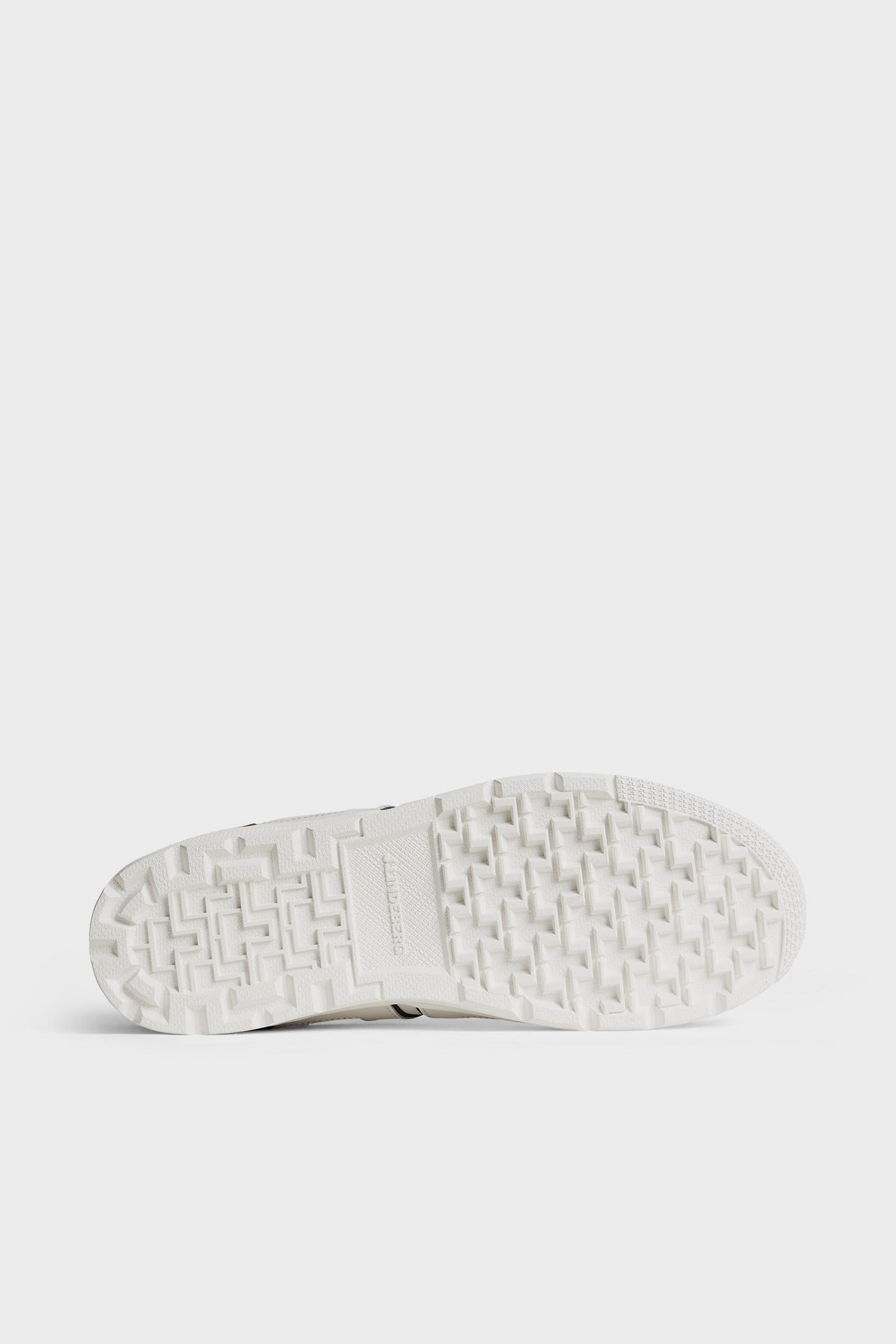 Ace Low-Top Golf Sneaker / Black
